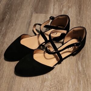 Elegant Black Women's Shoes
